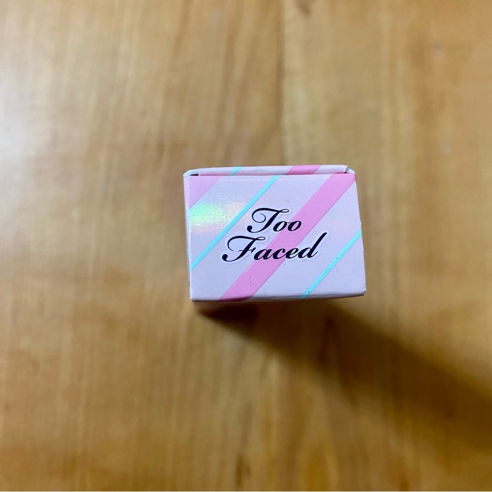 Too Faced Lip Injection Extreme - Picture 4 of 4